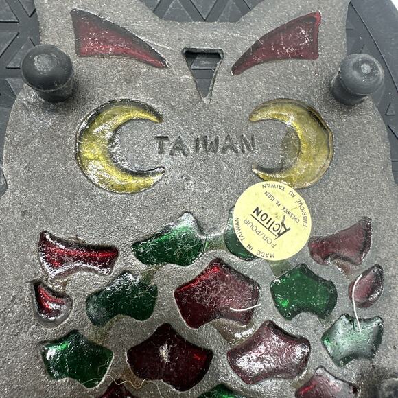 2 Vintage 1970s Cast Iron Colorful Stained Glass Decoration Owl Trivets - Picture 6 of 6